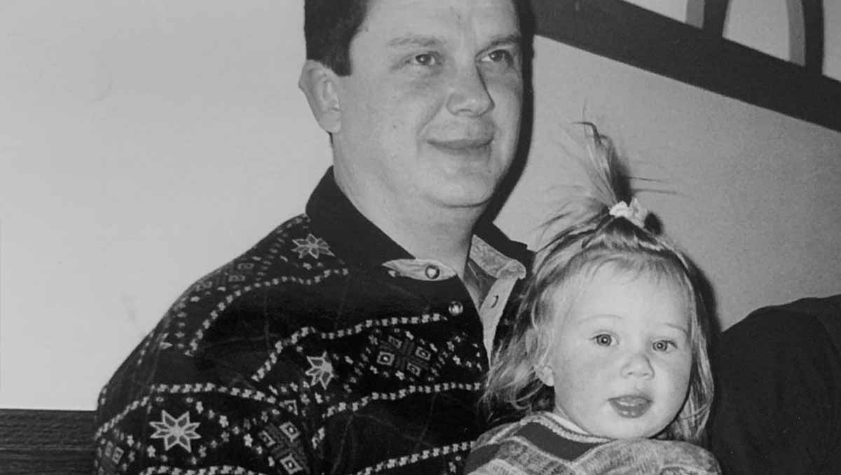 Amanda Anisimova father