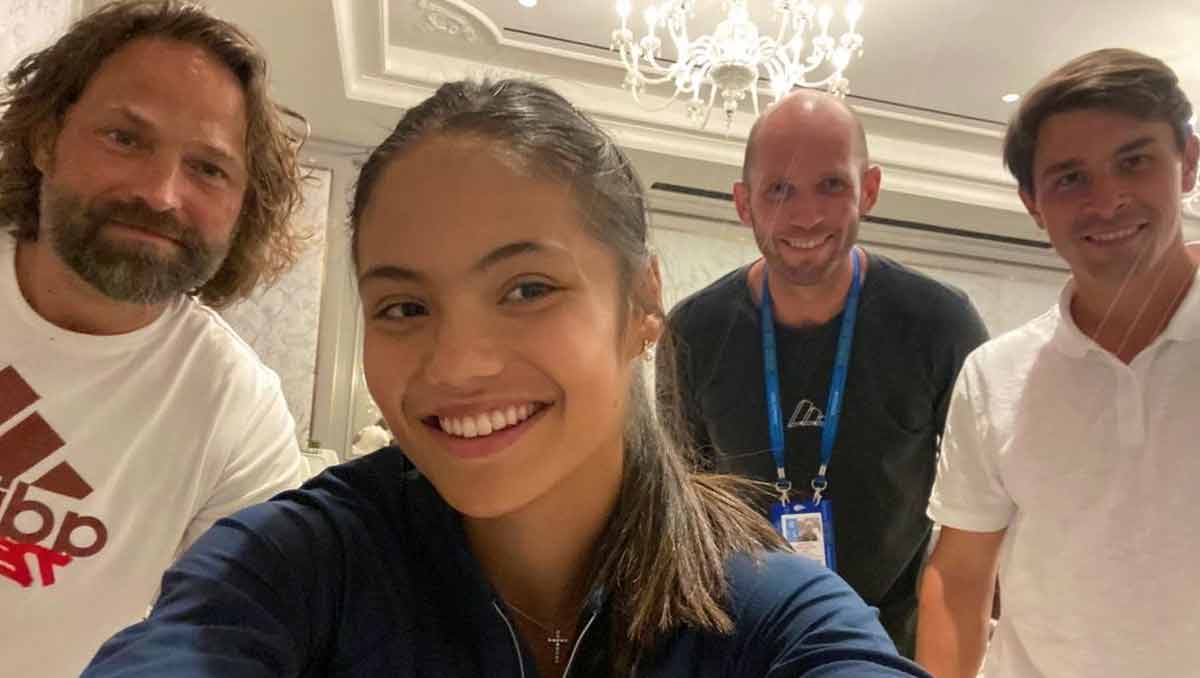 Emma Raducanu Coach Agent Team