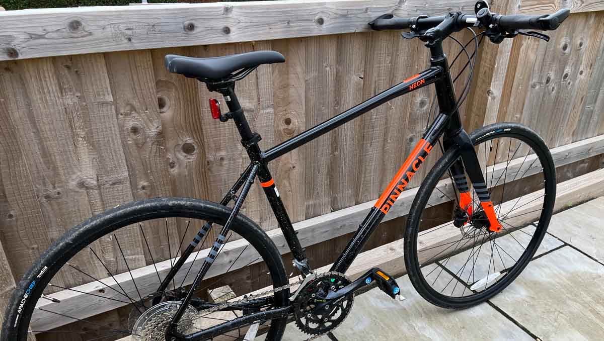 Pinnacle Neon 1 Hybrid Bike (Photo: The Sport Review)
